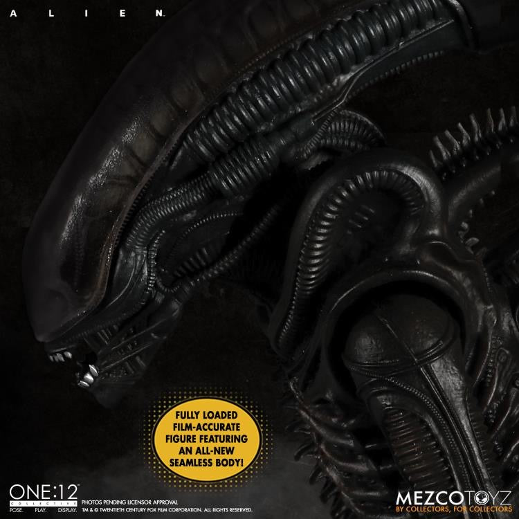 Mezco Toyz One:12 Collective Alien Action Figure
