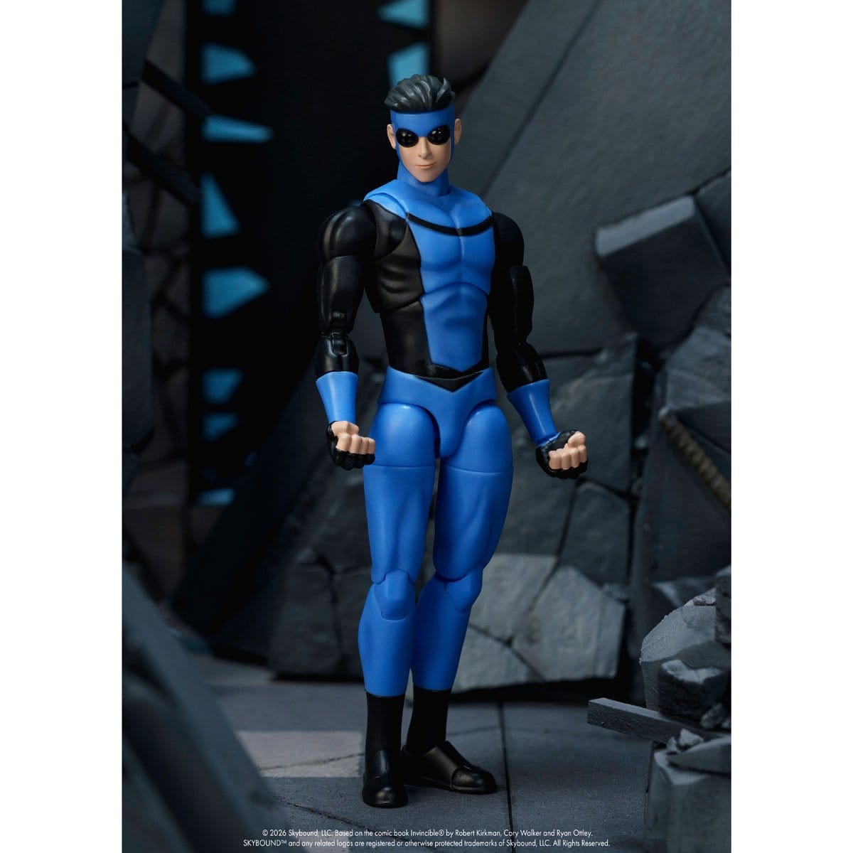 Invincible Wave 1 Invincible 1/12 Scale Action Figure