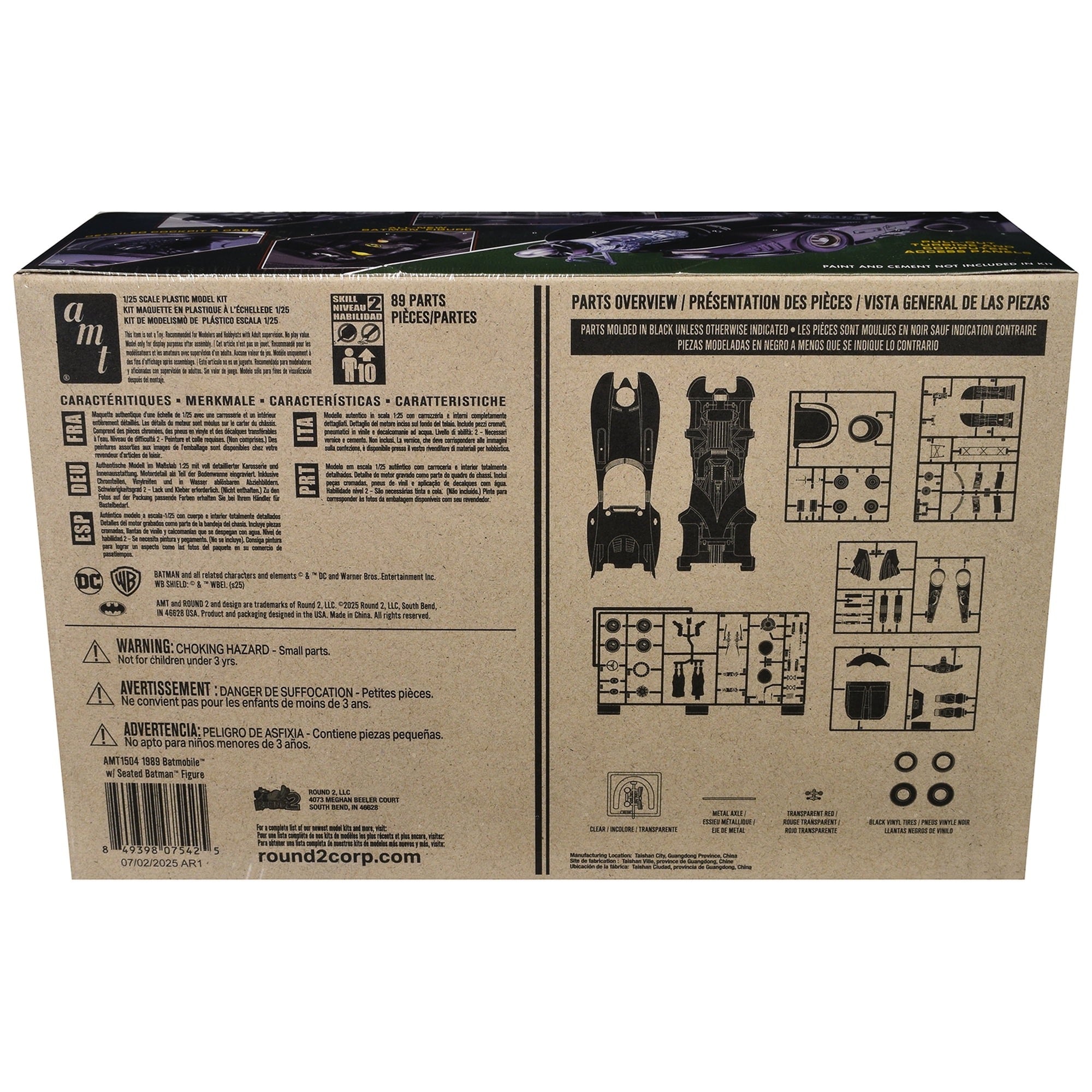 AMT Batman 1989 Batmobile with Seated Batman Figure 1:25 Scale Model Kit