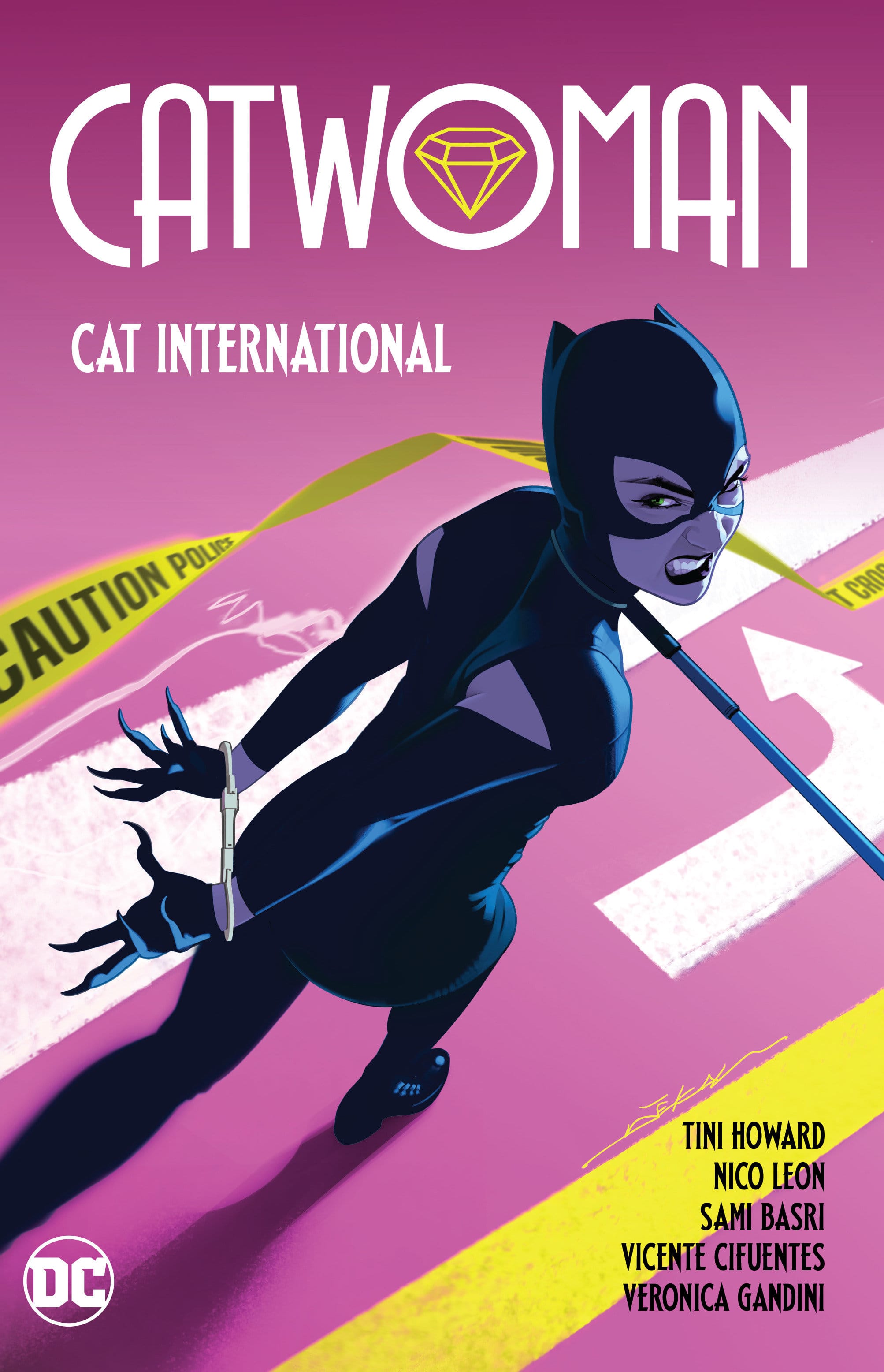 DC Comics, Inc. Catwoman Vol. 2: Cat International
