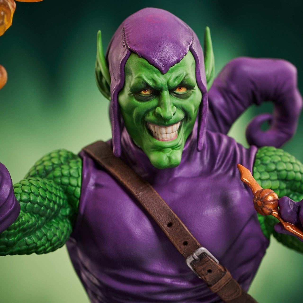 Diamond Select Toys Marvel Comics Green Goblin 1:7 Scale Resin Mini-Bust