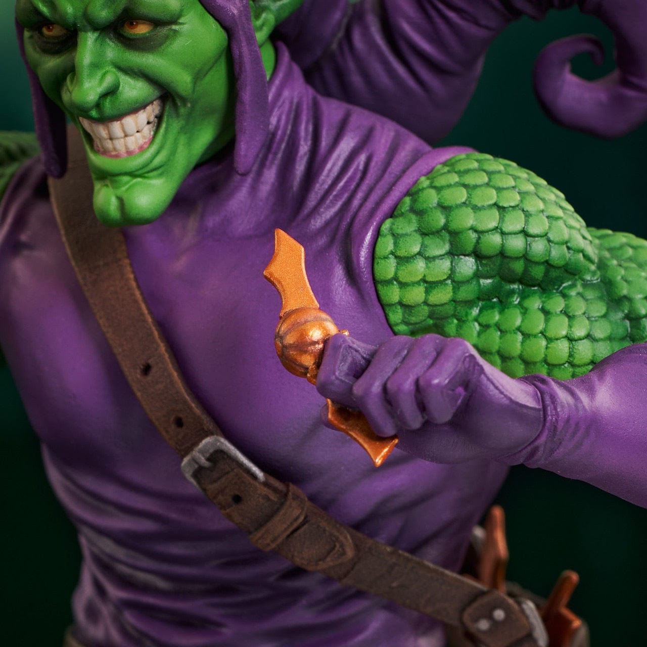 Diamond Select Toys Marvel Comics Green Goblin 1:7 Scale Resin Mini-Bust