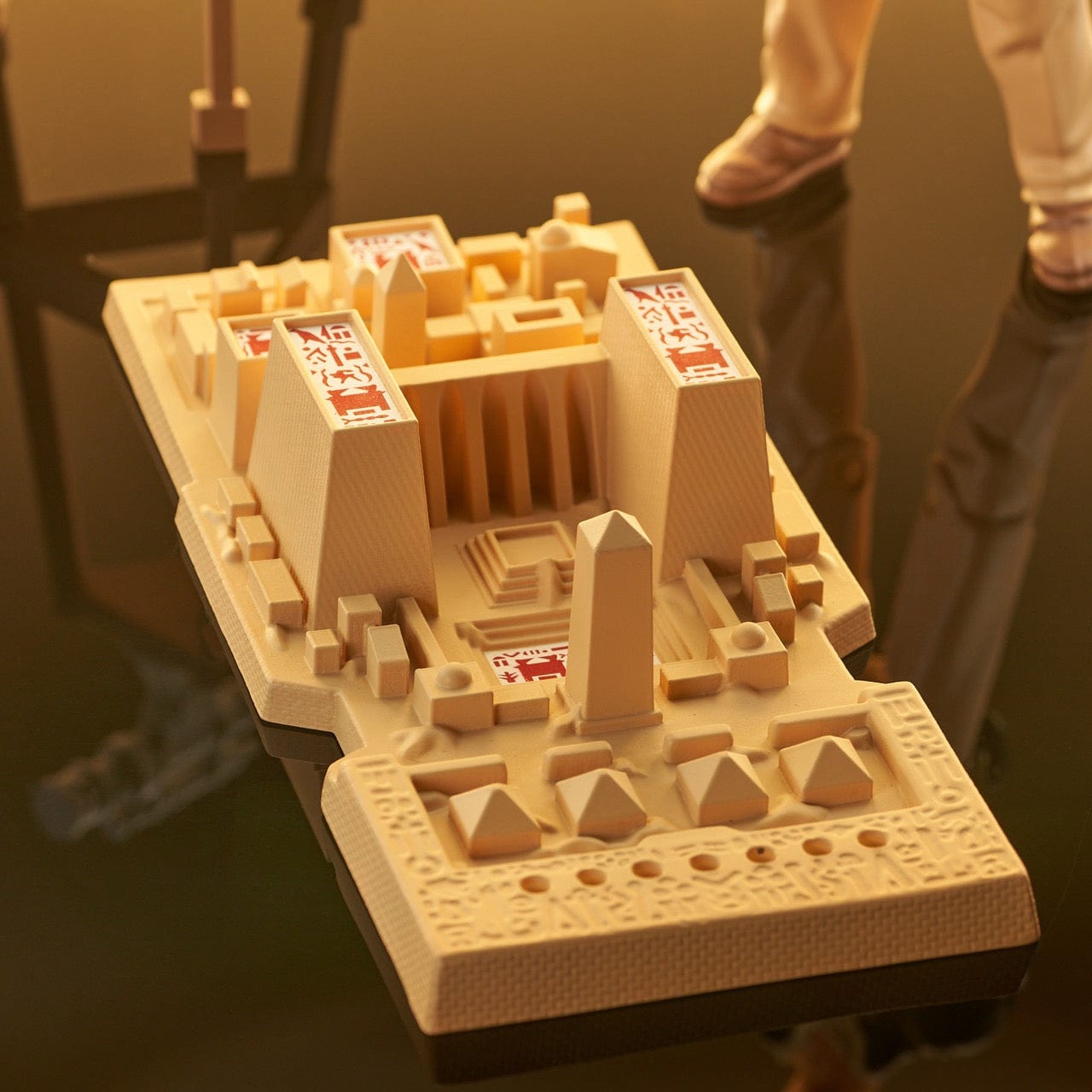 Diamond Select Toys Raiders of the Lost Ark Indiana Jones Jumbo Figure and Map Room Playset SDCC 2023 Exclusive
