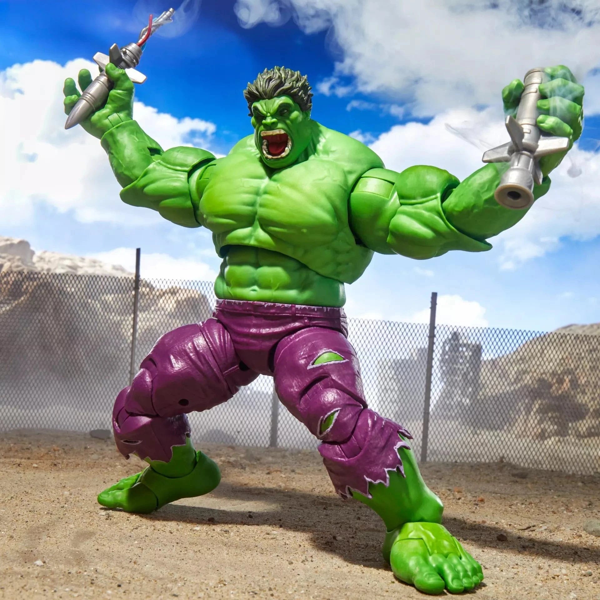 Hasbro Marvel Legends Maximum Series Hulk Action Figure