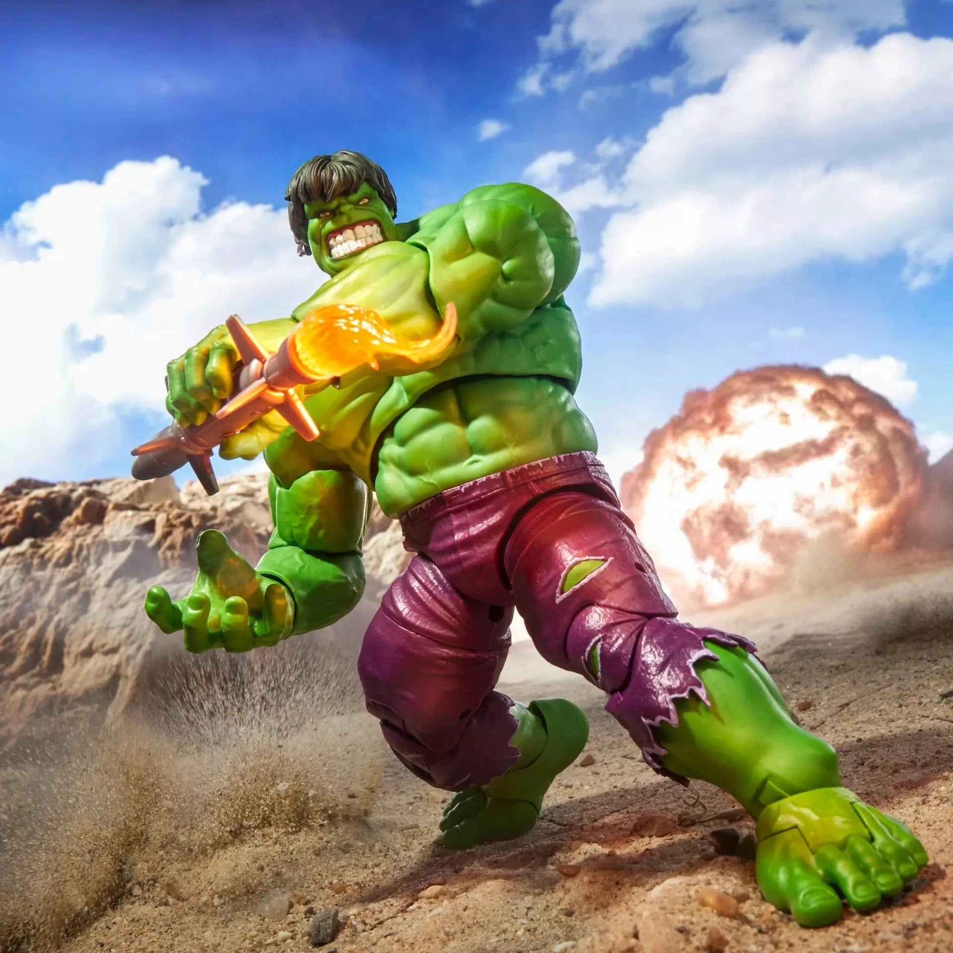 Hasbro Marvel Legends Maximum Series Hulk Action Figure
