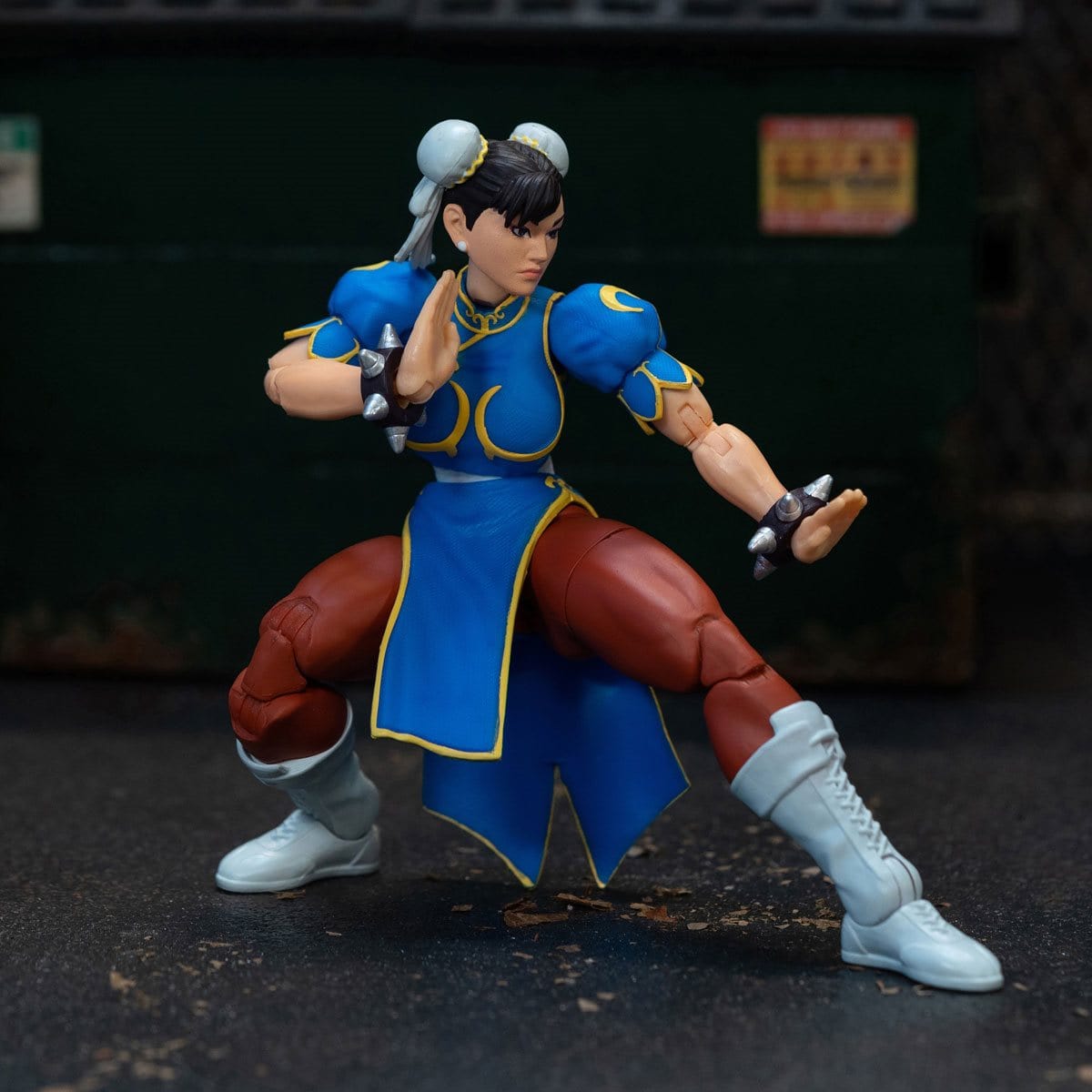 Jada Toys Ultra Street Fighter II: The Final Challengers Chun-Li Action Figure