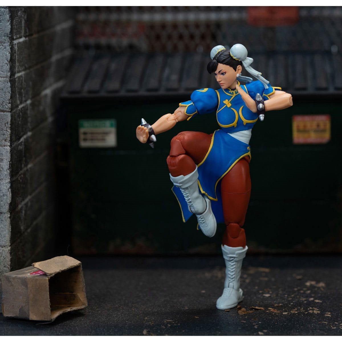 Jada Toys Ultra Street Fighter II: The Final Challengers Chun-Li Action Figure