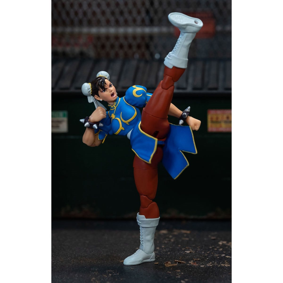 Jada Toys Ultra Street Fighter II: The Final Challengers Chun-Li Action Figure