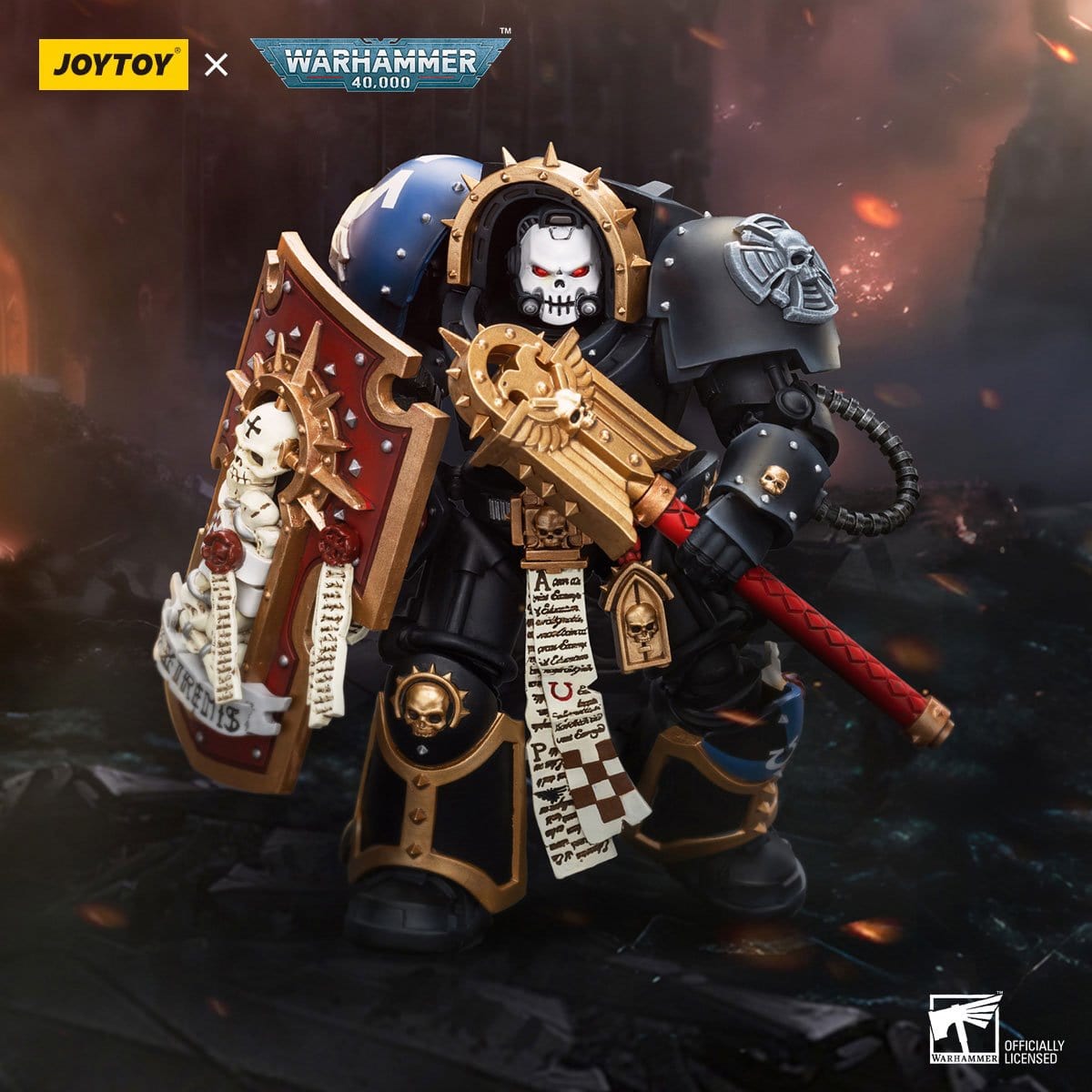 JOYTOY Warhammer 40,000 Ultramarine Chaplain in Terminator Armor 1:18 Scale Action Figure