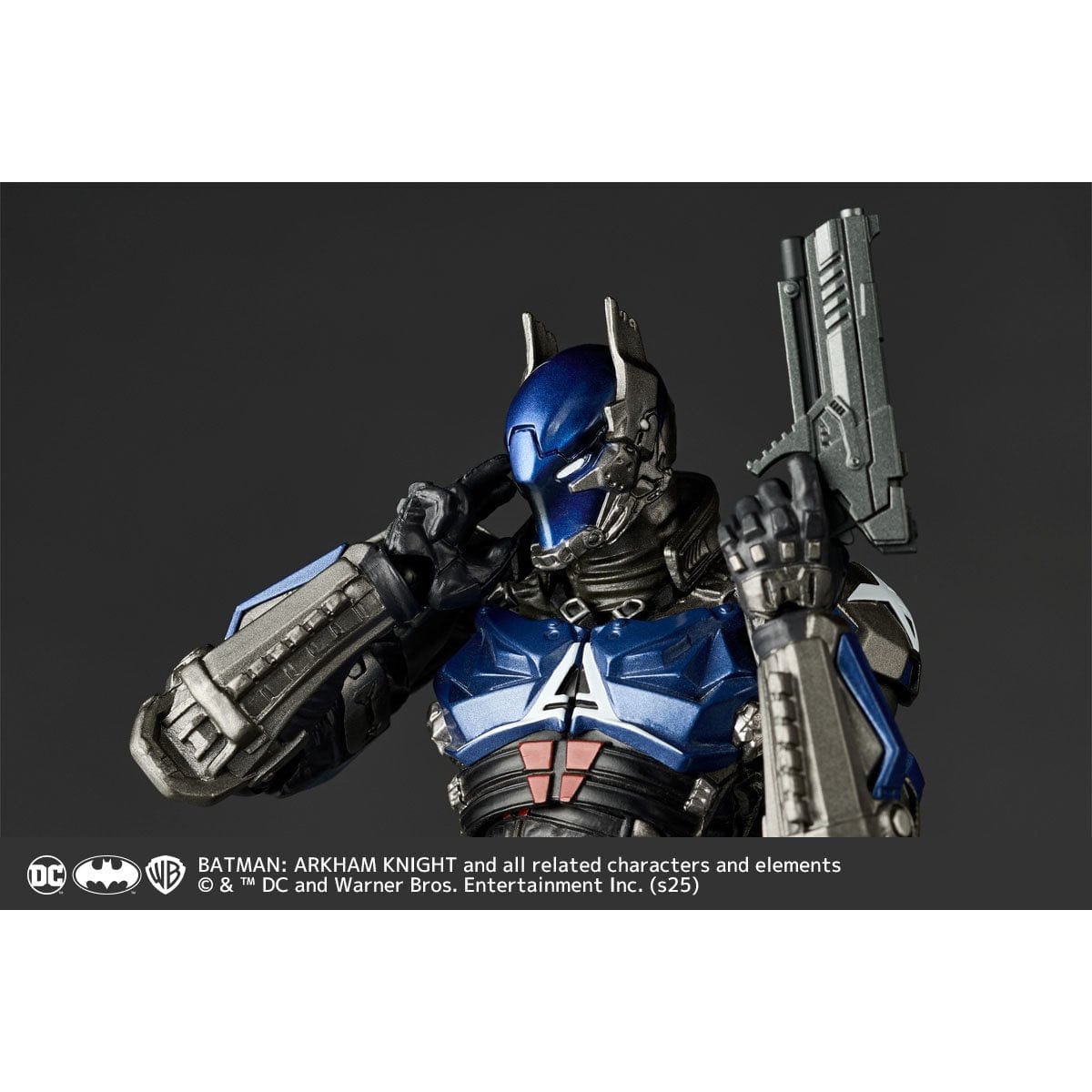 Kaiyodo Amazing Yamaguchi Revoltech Batman: Arkham Knight Version 1.5 Action Figure