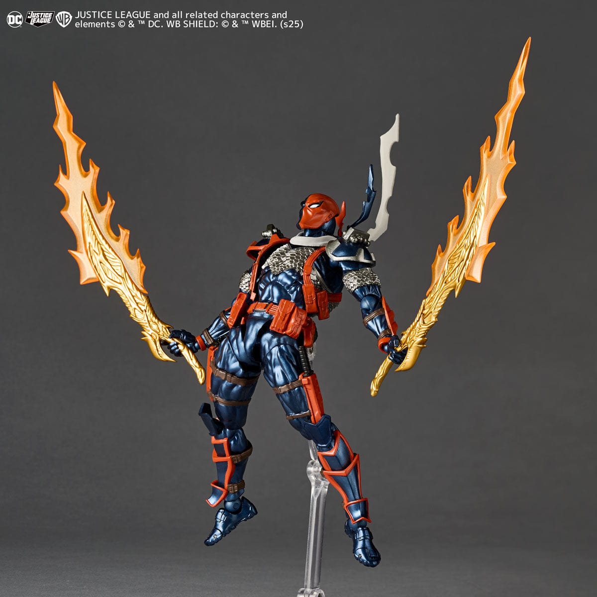 Kaiyodo Amazing Yamaguchi Revoltech DC Comics Deathstroke Version 1.5 Action Figure