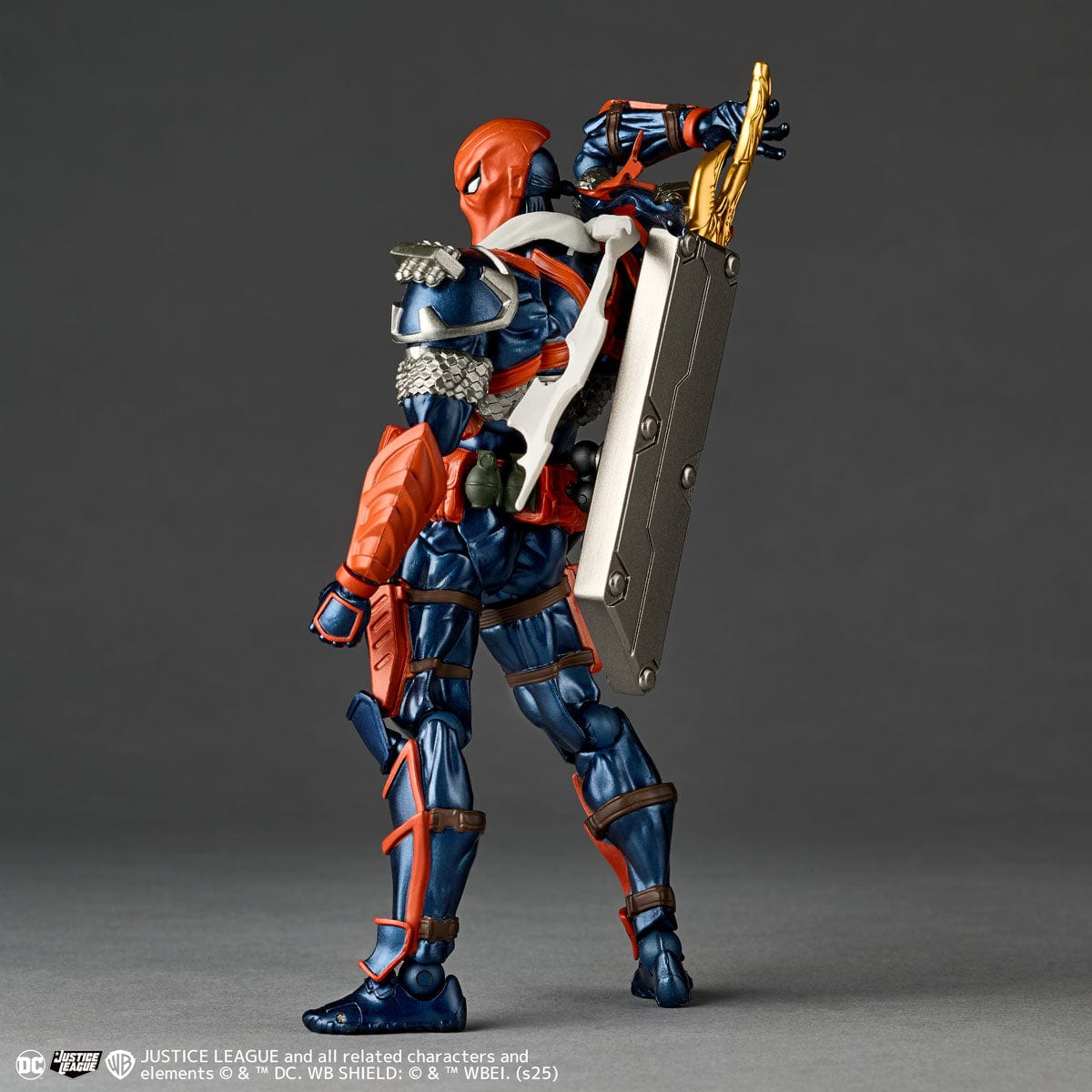 Kaiyodo Amazing Yamaguchi Revoltech DC Comics Deathstroke Version 1.5 Action Figure