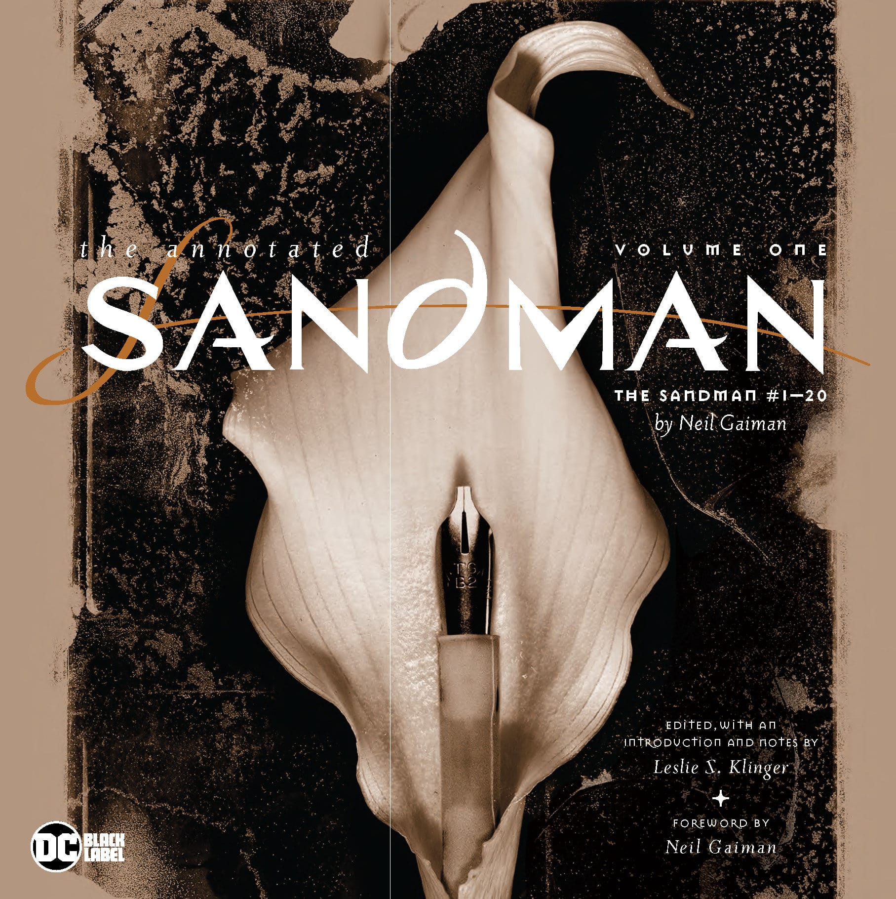 DC Comics, Inc. Annotated Sandman Vol. 1 (2022 edition)