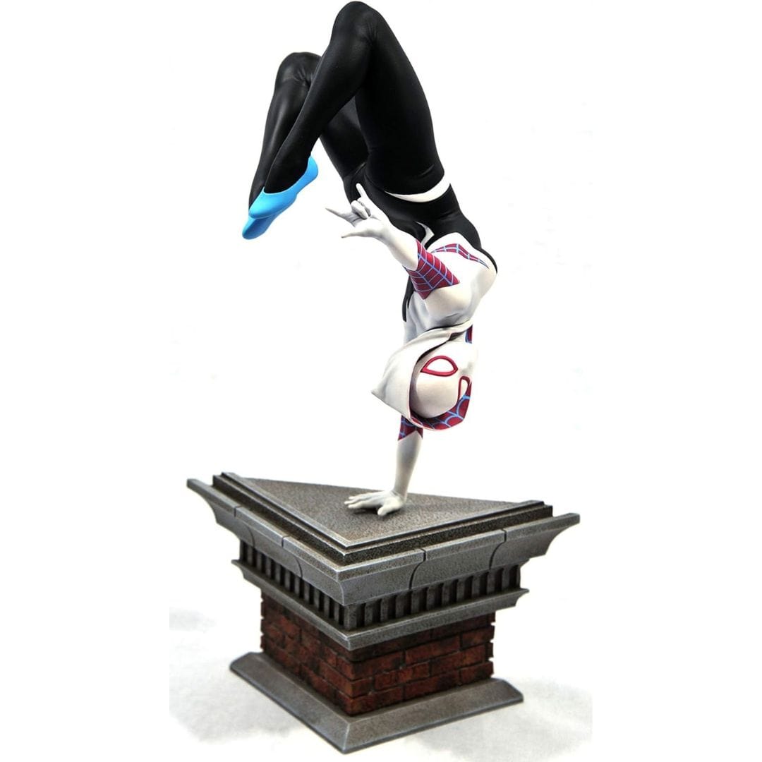 Diamond Select Toys Marvel Gallery Comic Spider-Gwen Handstand Statue Diorama