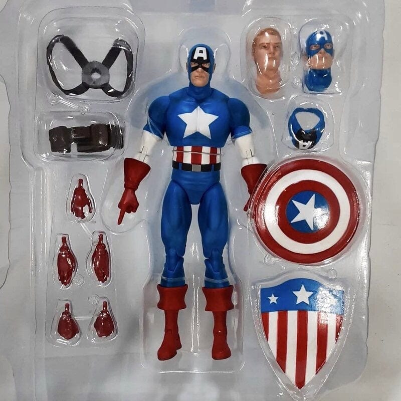 Diamond Select Toys Marvel Select Classic Captain America Action Figure