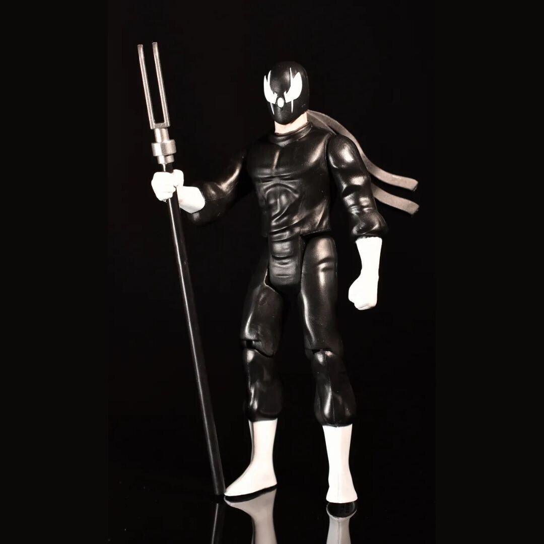 Fresh Monkey Fiction Longbox Heroes Grendel 5-inch Action Figure