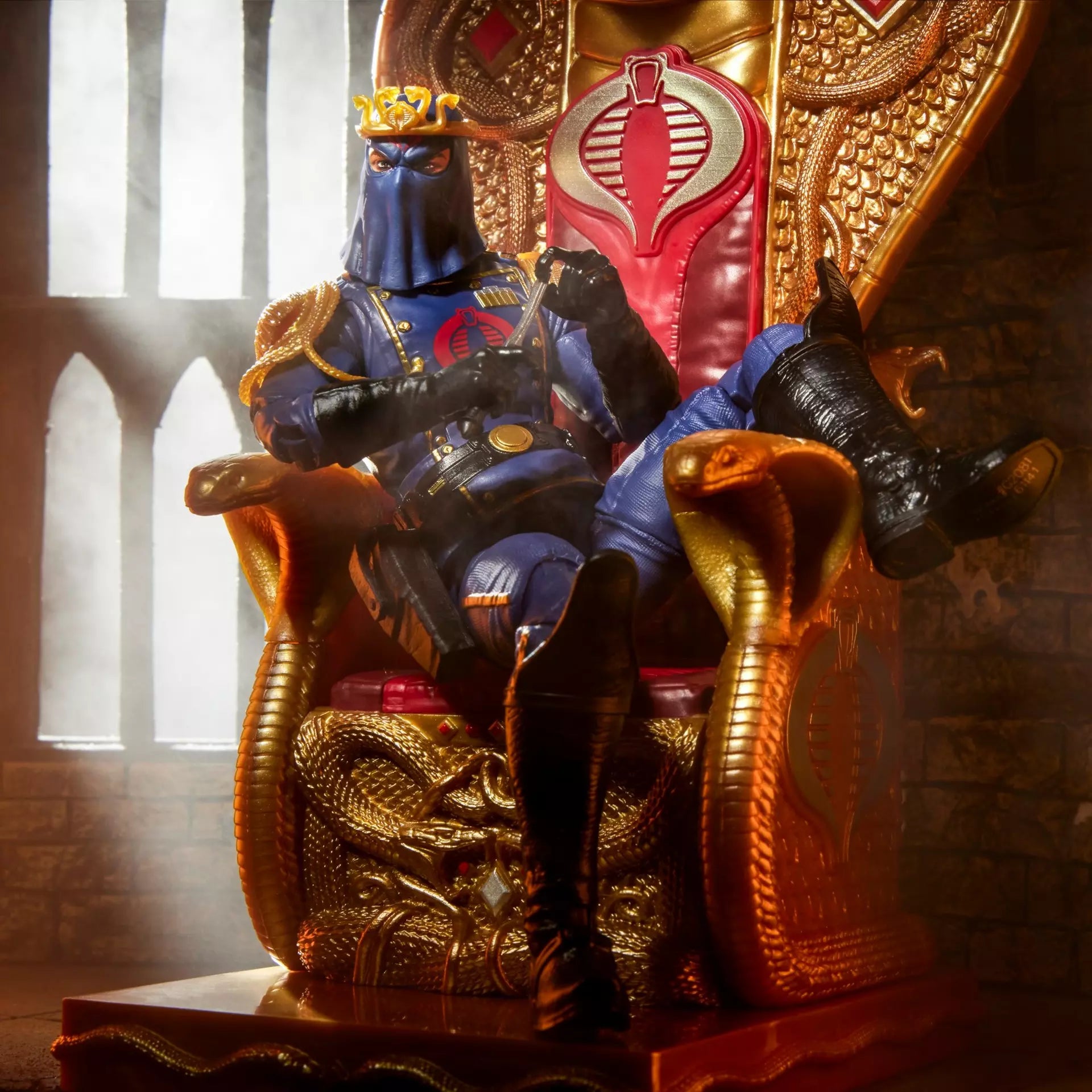 Hasbro G.I. Joe Classified Series #221 Cobra Commander (Dress Uniform and Throne) Action Figure Set
