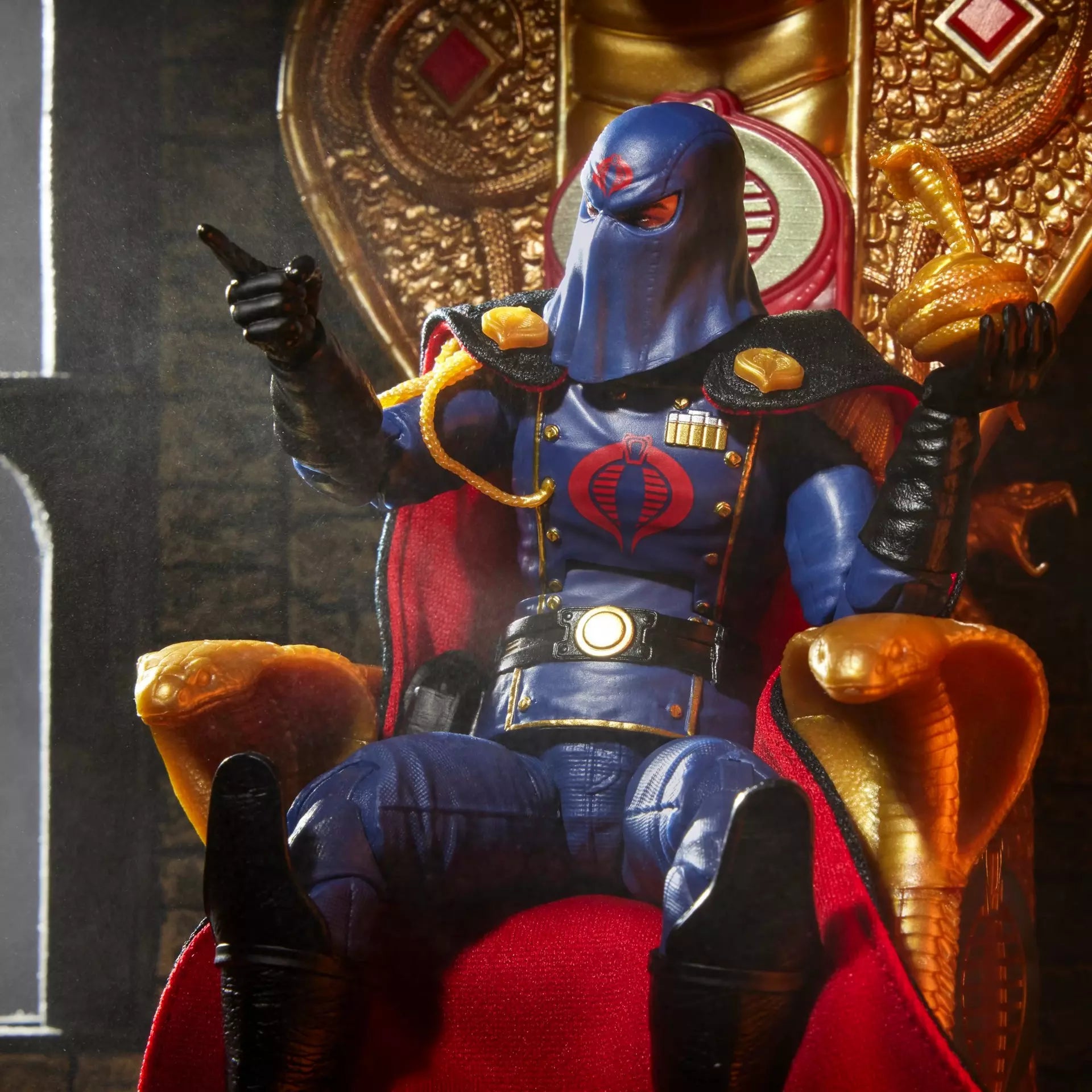 Hasbro G.I. Joe Classified Series #221 Cobra Commander (Dress Uniform and Throne) Action Figure Set