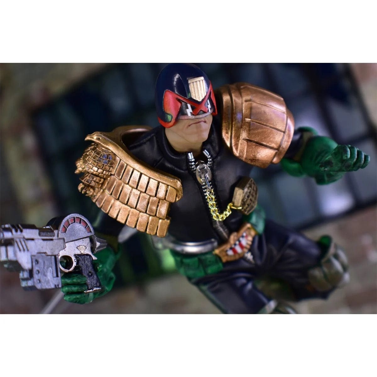 Hiya Toys 2000 AD Exquisite Super Series Cursed Earth Judge Dredd 1:12 Action Figure (PX Previews Exclusive)