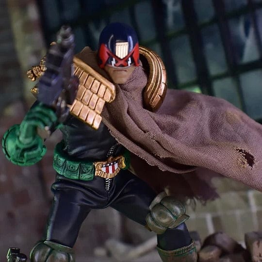 Hiya Toys 2000 AD Exquisite Super Series Cursed Earth Judge Dredd 1:12 Action Figure (PX Previews Exclusive)