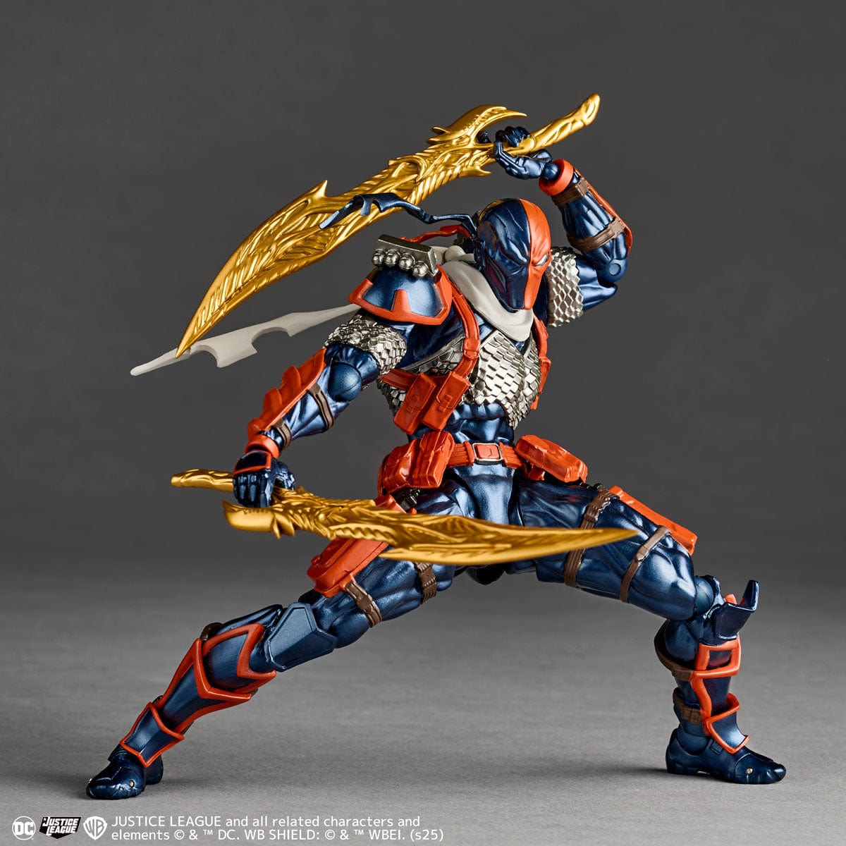 Kaiyodo Amazing Yamaguchi Revoltech DC Comics Deathstroke Version 1.5 Action Figure