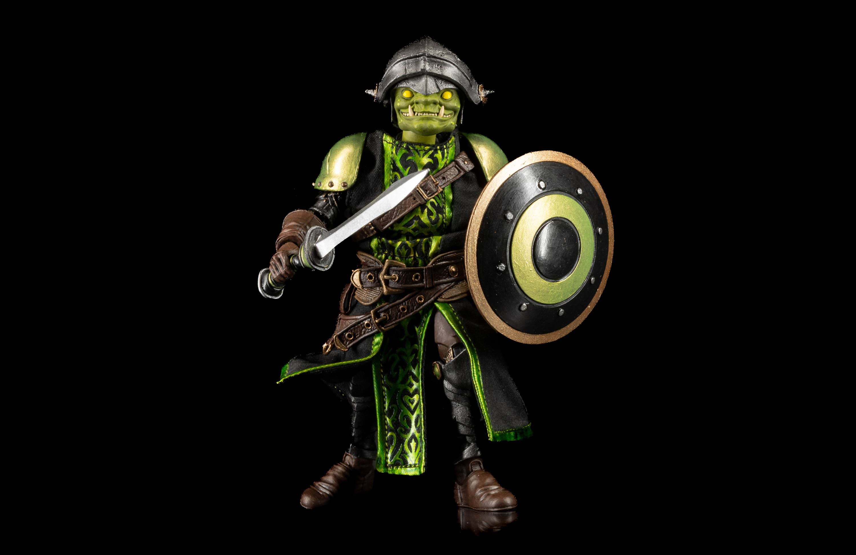 Mythic Legions: The Roleplaying Game Malignant Paladin/Cleric Deluxe Action Figure