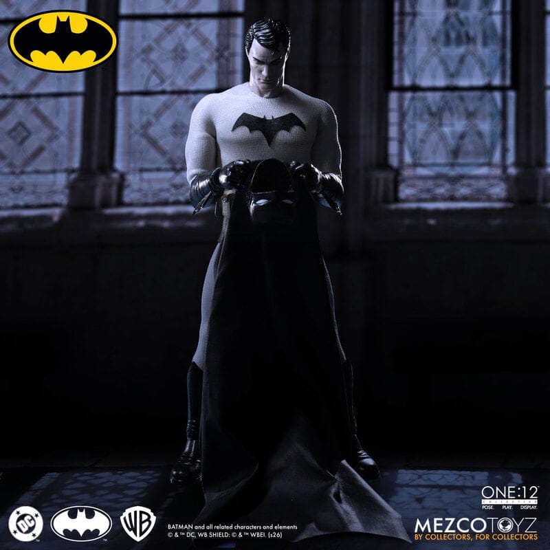 Mezco Toyz One:12 Collective Batman: Year One Batman Action Figure