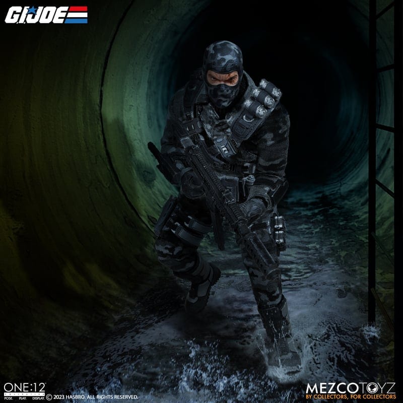 Mezco Toyz One:12 Collective G.I. Joe Firefly Action Figure