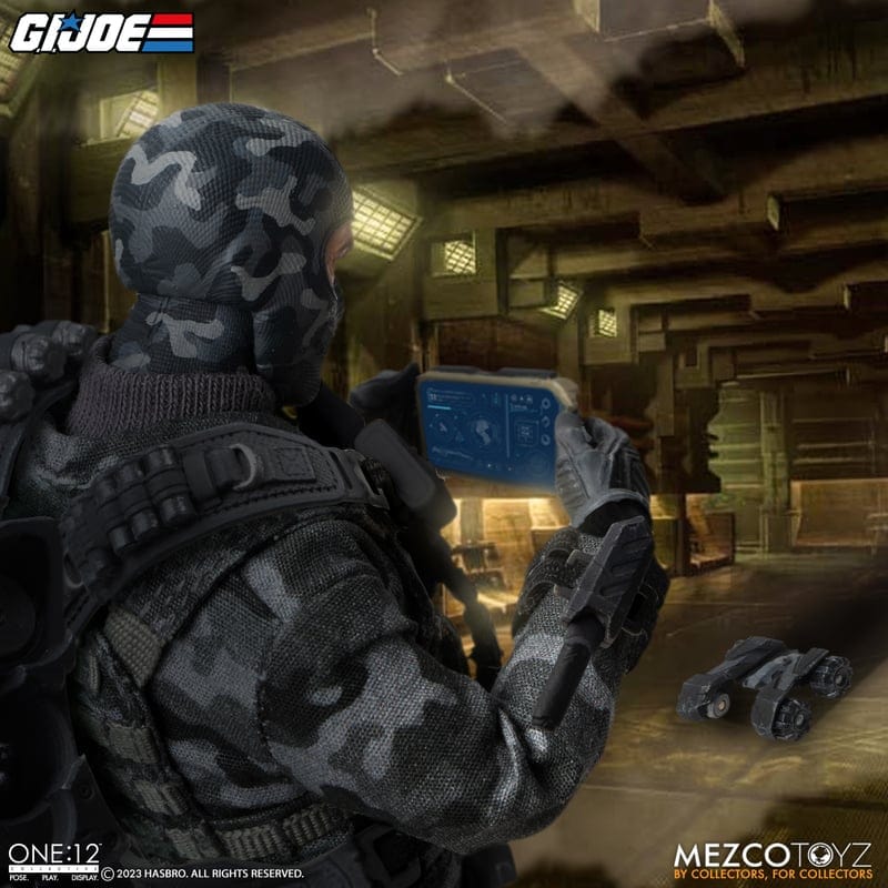 Mezco Toyz One:12 Collective G.I. Joe Firefly Action Figure