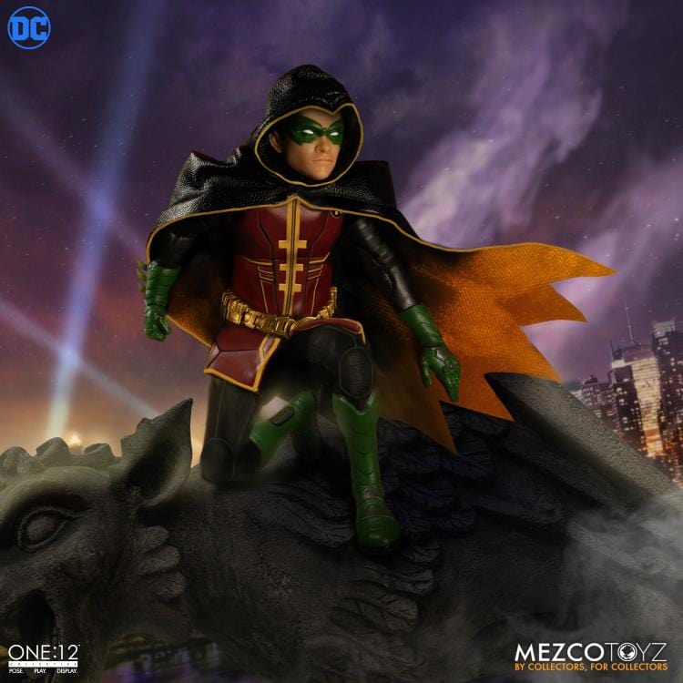 Mezco Toyz One:12 Collective DC Universe Robin Action Figure